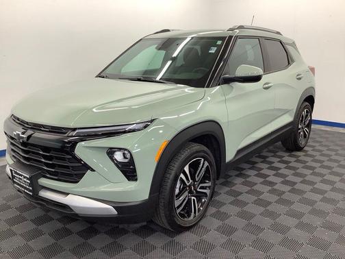 Cacti Green 2025 Chevrolet Trailblazer LT