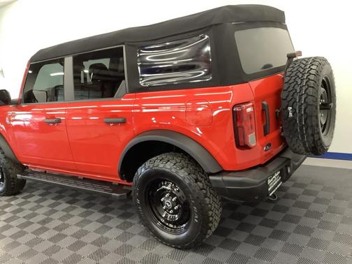 2023 Ford Bronco Black Diamond