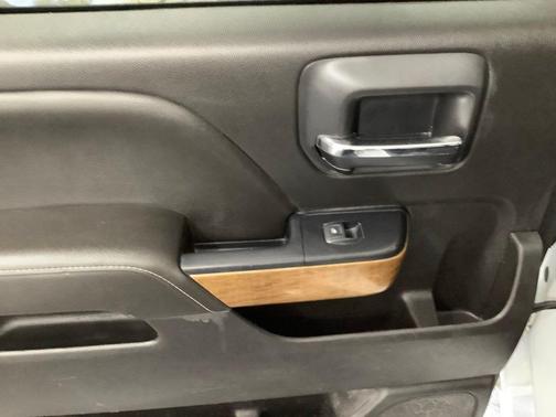 Summit White 2017 Chevrolet Silverado 2500 LTZ