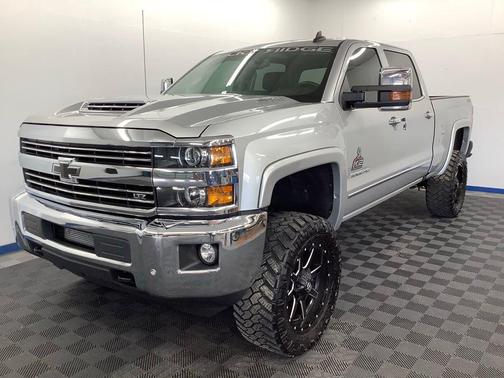 Silver Ice Metallic 2018 Chevrolet Silverado 2500 LTZ