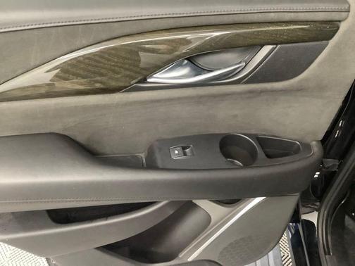 2018 Cadillac Escalade Platinum