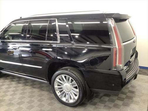 2018 Cadillac Escalade Platinum