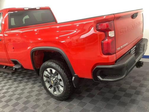 2024 Chevrolet Silverado 2500 Custom