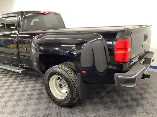 Onyx Black 2018 GMC Sierra 3500 SLE