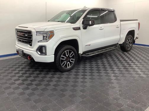 2022 GMC Sierra 1500 AT4