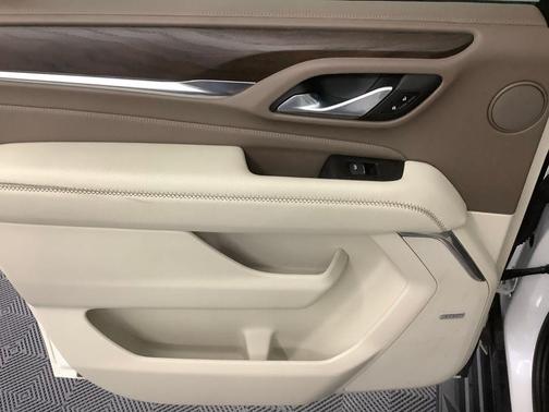 White 2022 GMC Yukon XL Denali