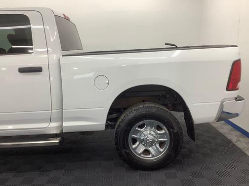 Bright White Clearcoat 2016 RAM 2500 Tradesman