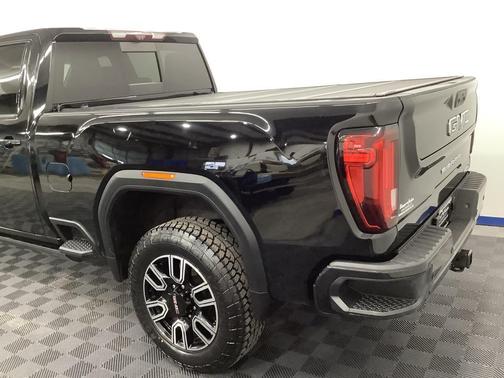2021 GMC Sierra 2500 AT4