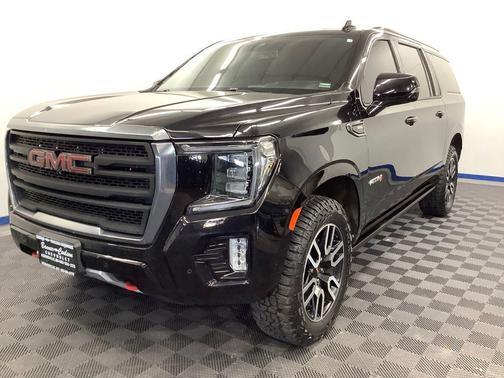 Onyx Black 2021 GMC Yukon XL 4WD AT4