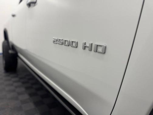 Summit White 2023 Chevrolet Silverado 2500 High Country