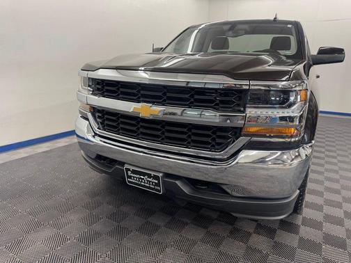 Havana Metallic 2018 Chevrolet Silverado 1500 1LT