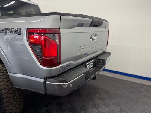Iconic Silver Metallic 2025 Ford F-150 XLT