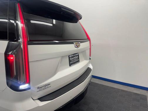 Crystal White Tricoat 2021 Cadillac Escalade Premium Luxury