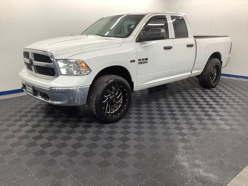 Bright White Clearcoat 2019 RAM 1500 Tradesman