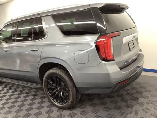 2022 GMC Yukon SLE