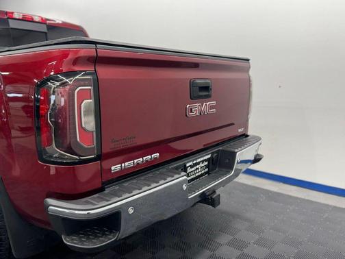 Red Quartz Tintcoat 2018 GMC Sierra 1500 SLT