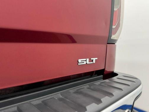 Red Quartz Tintcoat 2018 GMC Sierra 1500 SLT