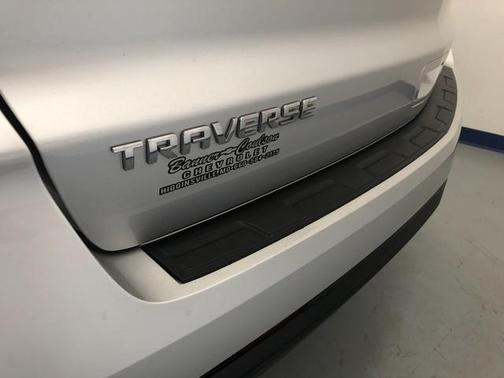 2017 Chevrolet Traverse LS