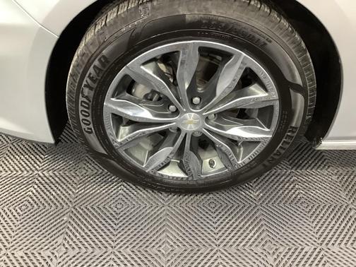 2020 Chevrolet Malibu FWD LT