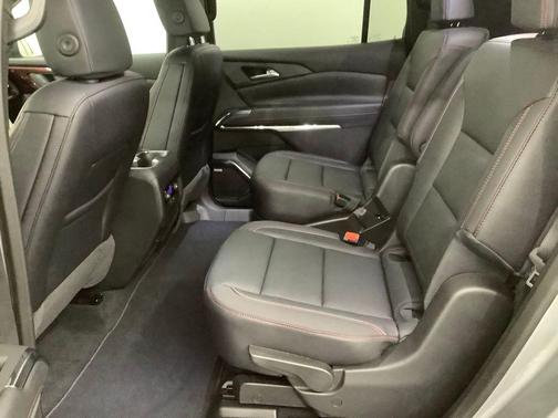 Gray 2026 Chevrolet Traverse AWD Z71