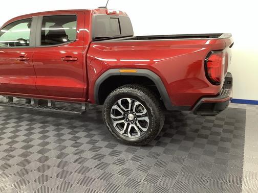2024 GMC Canyon Base