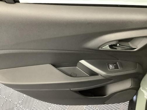 2025 Chevrolet Trax FWD ACTIV