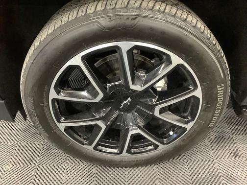 2023 Chevrolet Tahoe 4WD RST