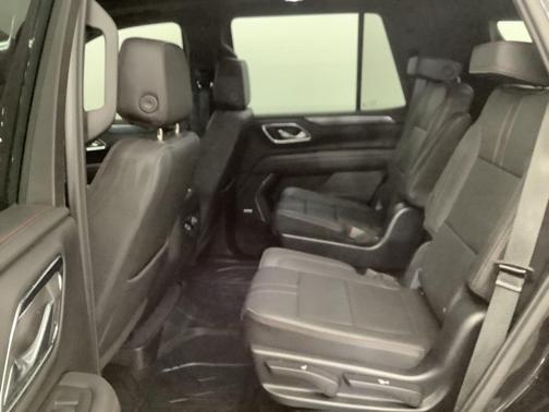 2023 Chevrolet Tahoe 4WD RST