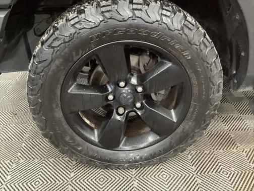 2020 RAM 1500 Classic SLT