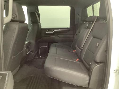 Summit White 2026 Chevrolet Silverado 2500 LTZ
