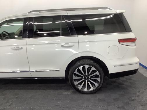 2022 Lincoln Navigator Reserve