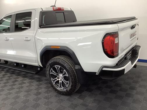 2023 GMC Canyon AT4