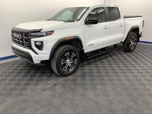 2023 GMC Canyon AT4