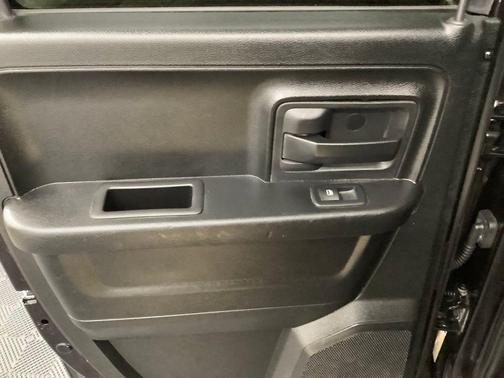 2016 RAM 1500 Tradesman/Express