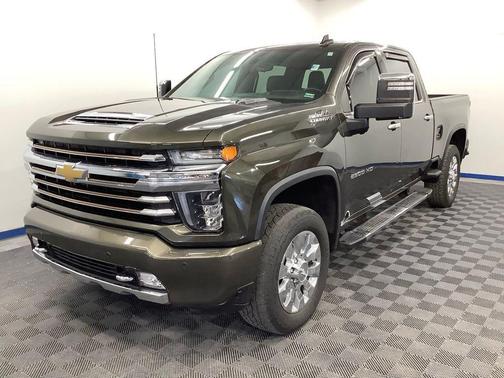 Greenstone Metallic 2023 Chevrolet Silverado 2500 High Country