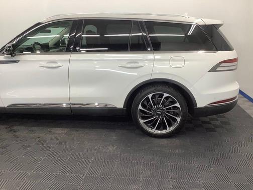 2022 Lincoln Aviator Reserve AWD