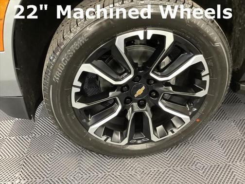 2025 Chevrolet Tahoe 4WD RST