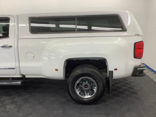White 2018 GMC Sierra 3500 SLT