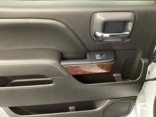 White 2018 GMC Sierra 3500 SLT