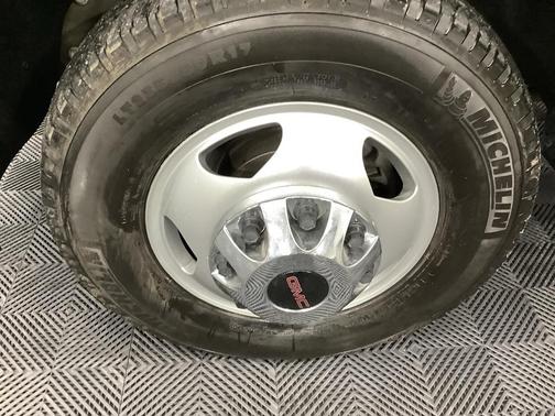 2023 GMC Sierra 3500 SLT