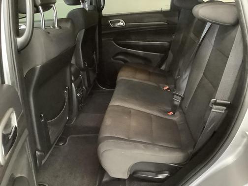 2018 Jeep Grand Cherokee Laredo E
