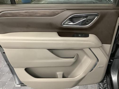 2021 Chevrolet Suburban 4WD Z71