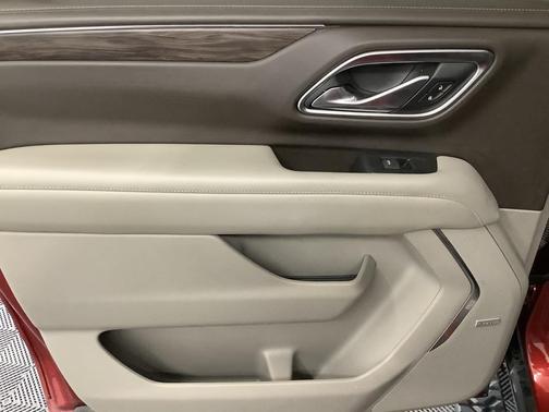 2021 Chevrolet Suburban 4WD Z71