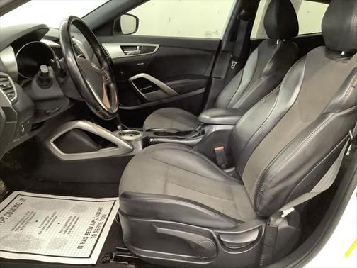 2016 Hyundai Veloster Base