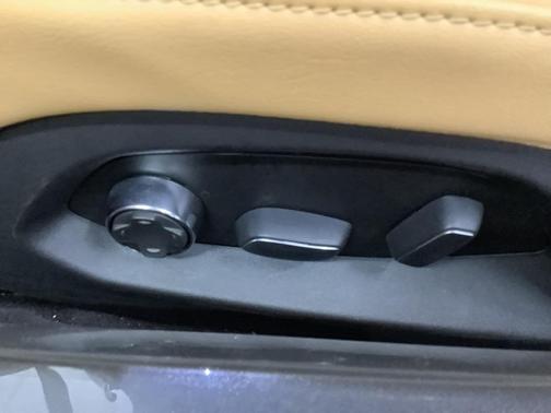 2020 Chevrolet Corvette Stingray w/2LT