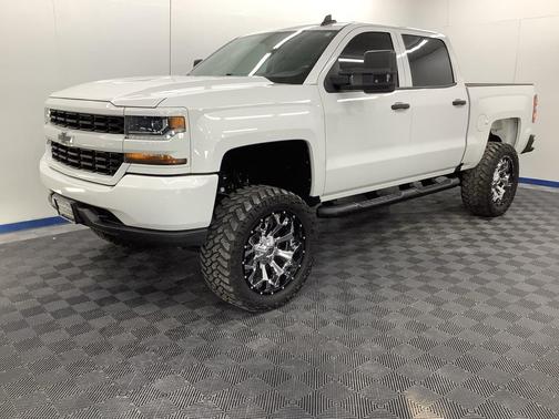 2018 Chevrolet Silverado 1500 Custom