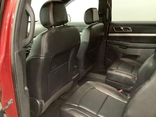 Magnetic Metallic 2017 Ford Explorer XLT