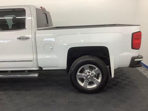 Summit White 2016 Chevrolet Silverado 2500 LTZ