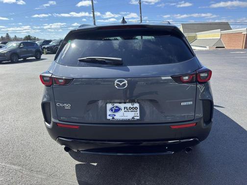 2026 Mazda CX-50 Premium