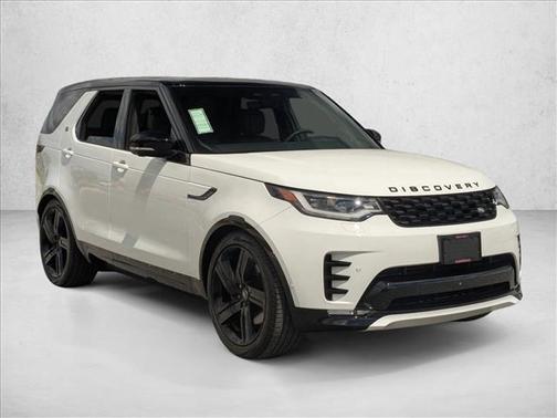 Fuji White 2025 Land Rover Discovery P360 Dynamic SE